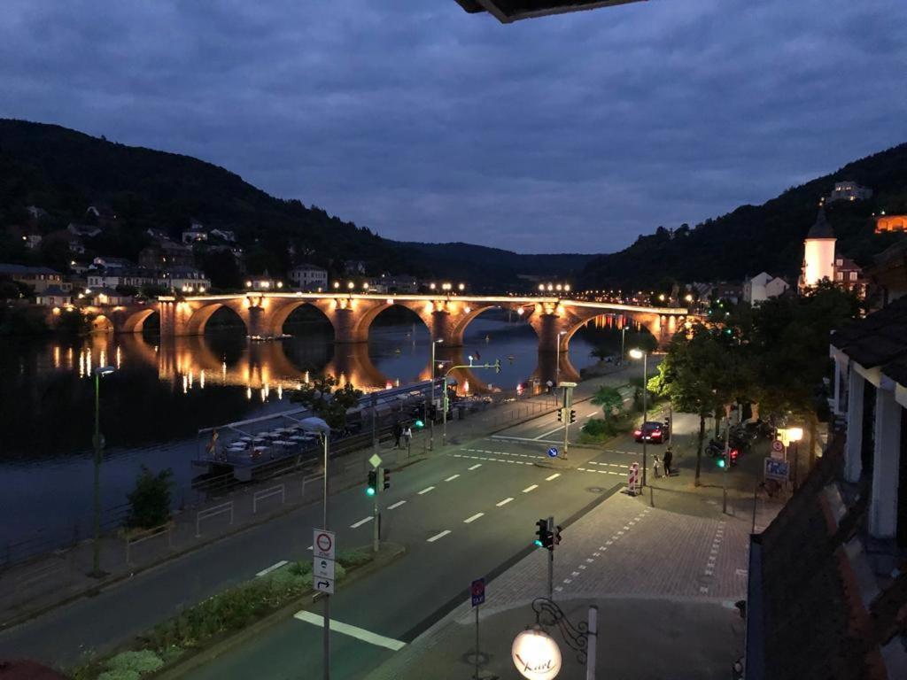 Old Bridge View Apartment Heidelberg Eksteriør billede